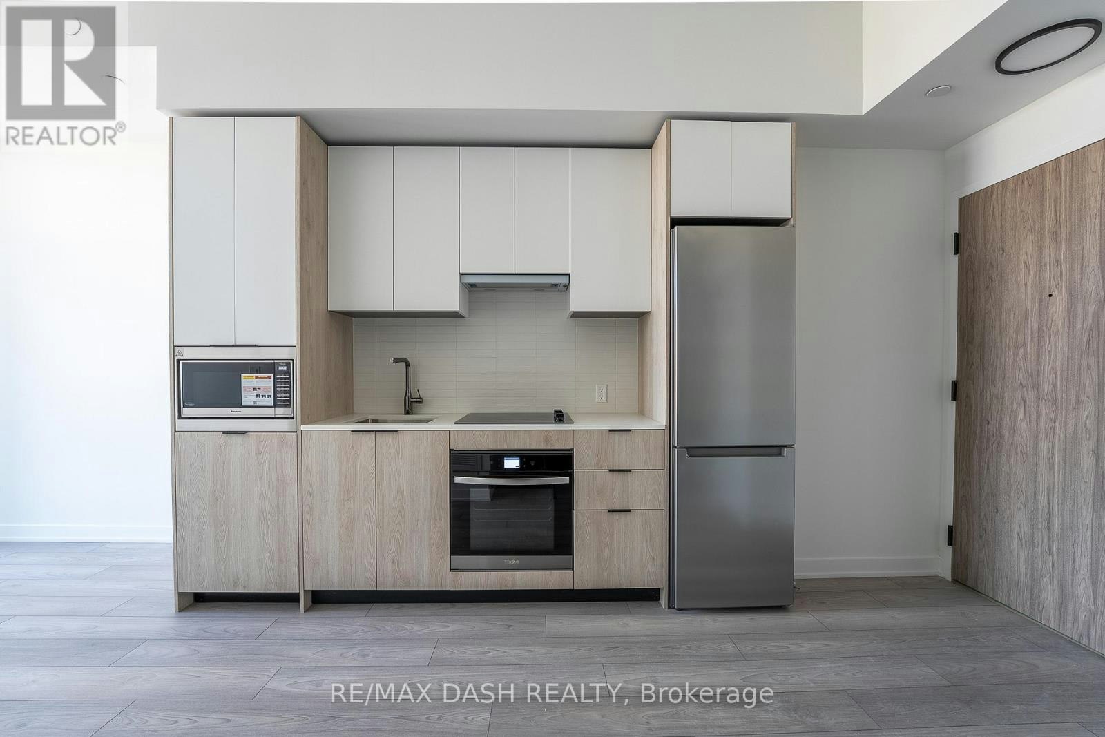 513-1007 The Queensway Avenue, Toronto, ON, M8Z 0H4 - 5