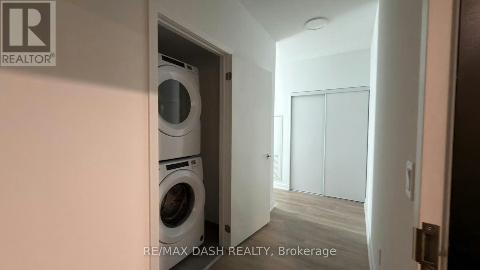 213-1037 The Queensway Avenue, Toronto, ON, M8Z 0H5 - 6