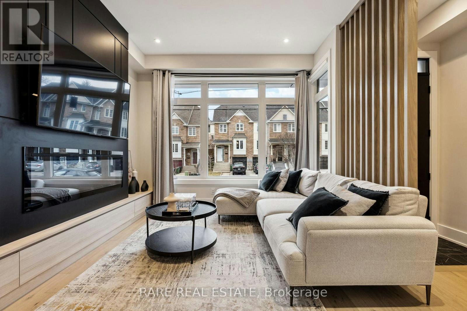 19 Twenty Ninth Street, Toronto, ON, M8W 3A9 - 2