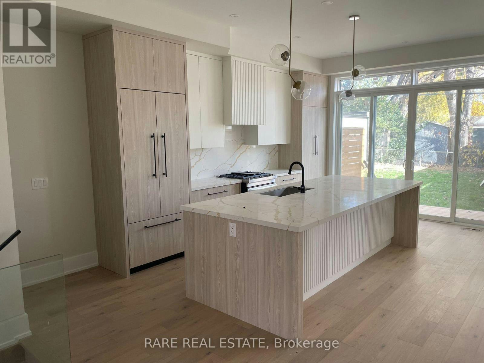 19 Twenty Ninth Street, Toronto, ON, M8W 3A9 - 7