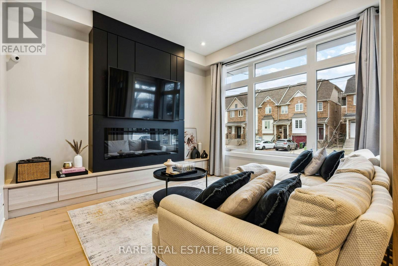 19 Twenty Ninth Street, Toronto, ON, M8W 3A9 - 3