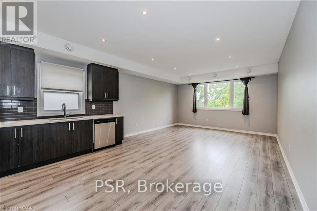 3-17 Mary Street, Kitchener, ON, N2H 3P9 - 3