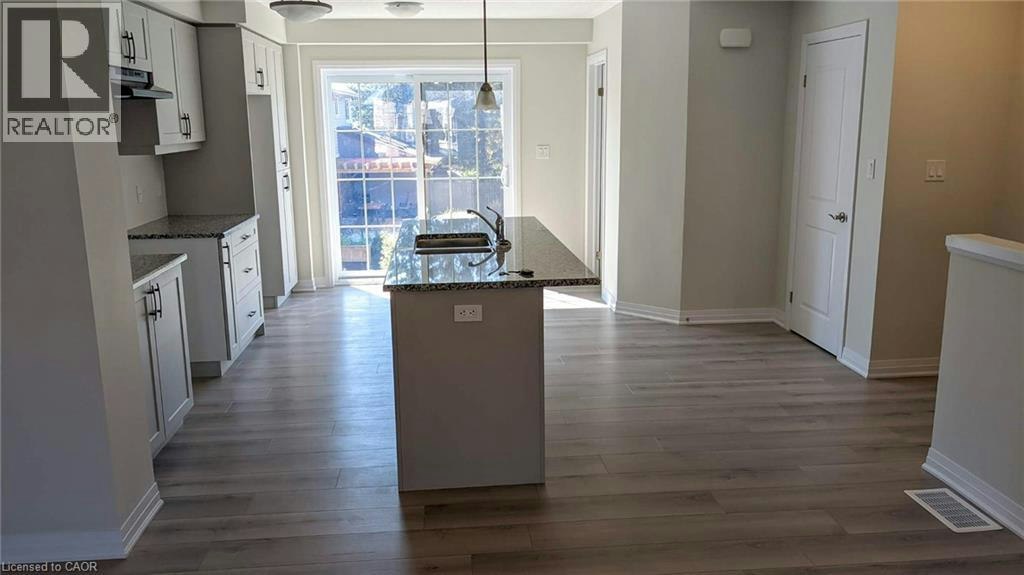 8-311 Woolwich Street, Waterloo, ON, N2K 0H4 - 3