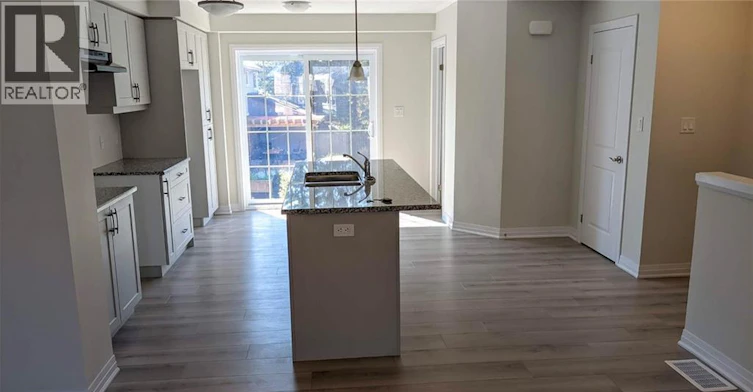 8-311 Woolwich Street, Waterloo, ON, N2K 0H4 - 3