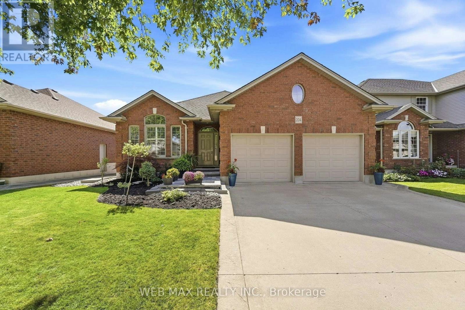 204 Kingfisher Avenue, Woodstock, ON, N4T 0B3