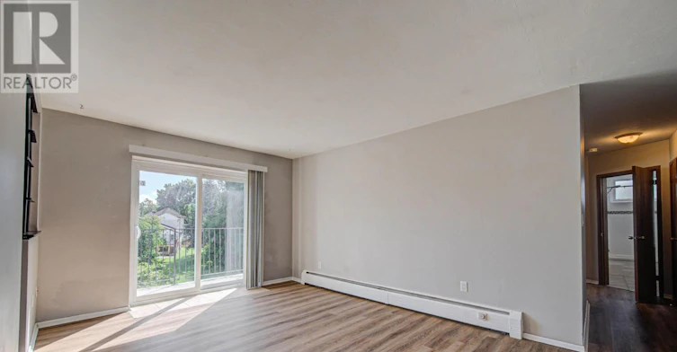 401-770 Hughson Street, Woodstock, ON, N4S 4P5 - 2