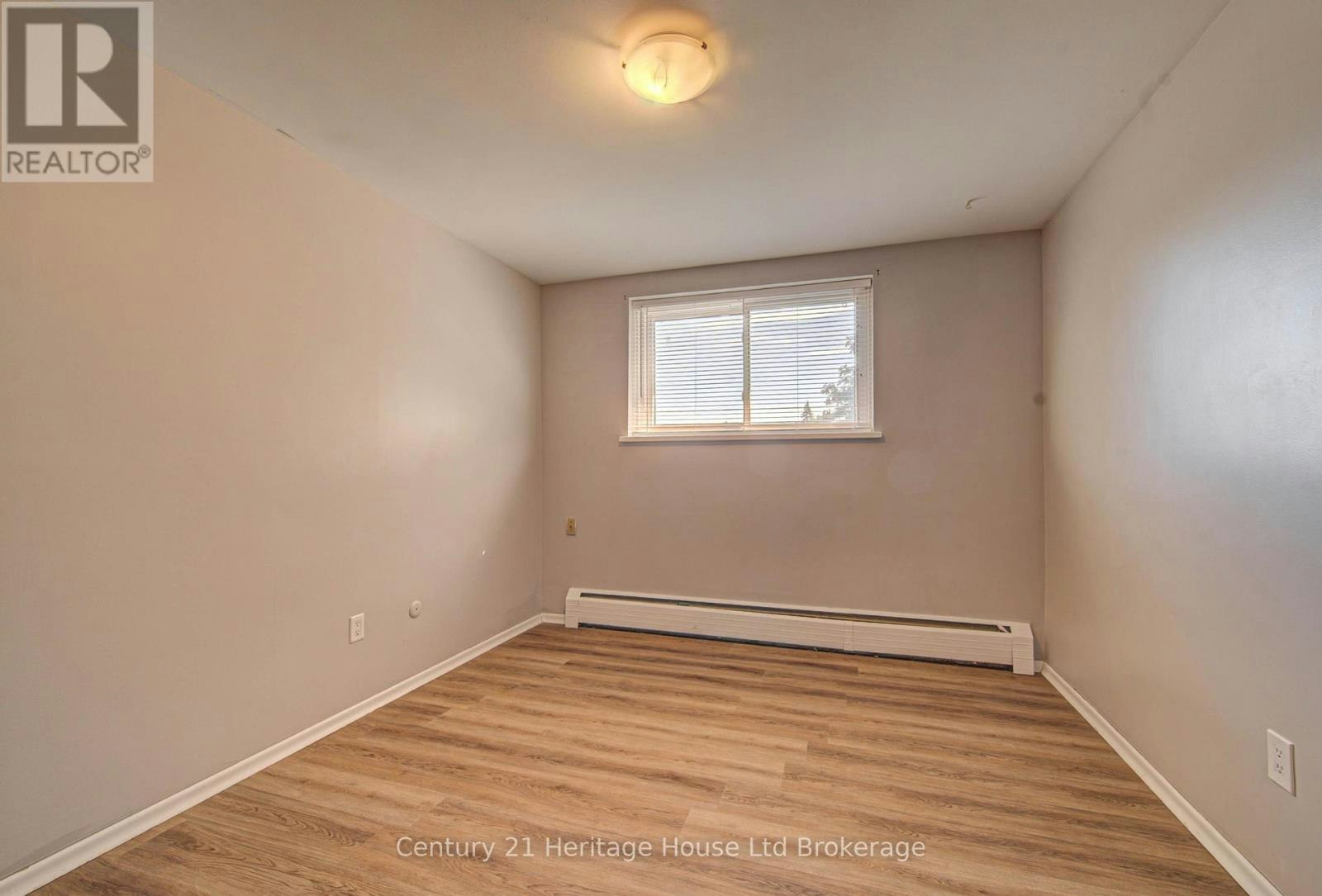 401-770 Hughson Street, Woodstock, ON, N4S 4P5 - 9