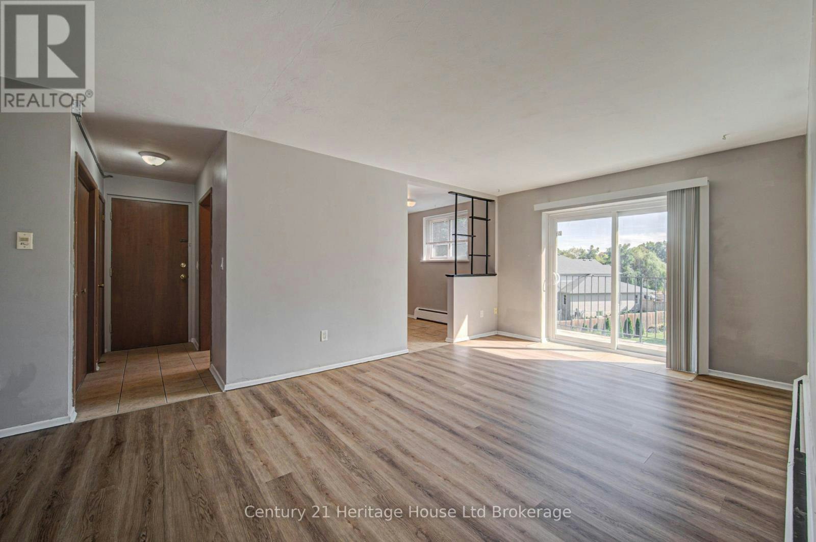 401-770 Hughson Street, Woodstock, ON, N4S 4P5 - 3
