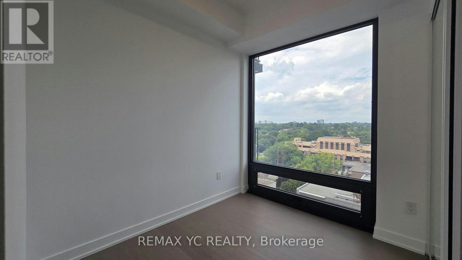 1618-89 Montclair Avenue, Toronto, ON, M5P 0A9 - 4