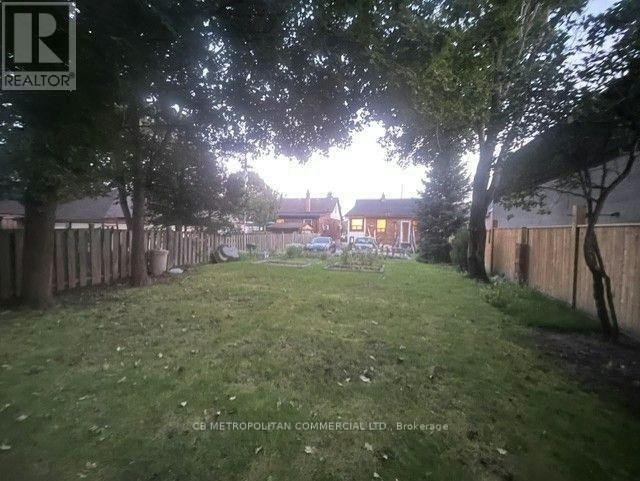 LOWER LEVEL-124 Evans Avenue, Toronto, ON, M8Z 1H9 - 17