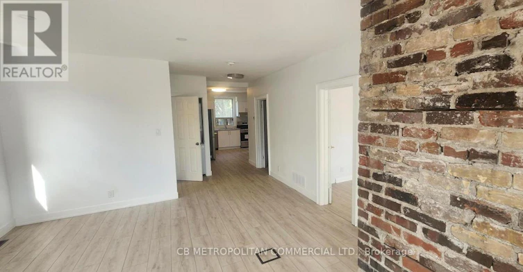 UPPER-124 Evans Avenue, Toronto, ON, M8Z 1H9 - 10