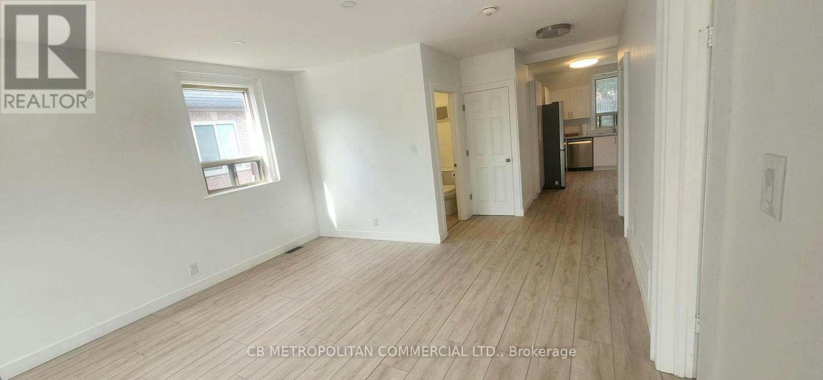 UPPER-124 Evans Avenue, Toronto, ON, M8Z 1H9 - 9