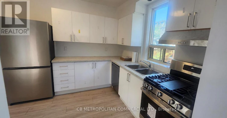 UPPER-124 Evans Avenue, Toronto, ON, M8Z 1H9 - 3