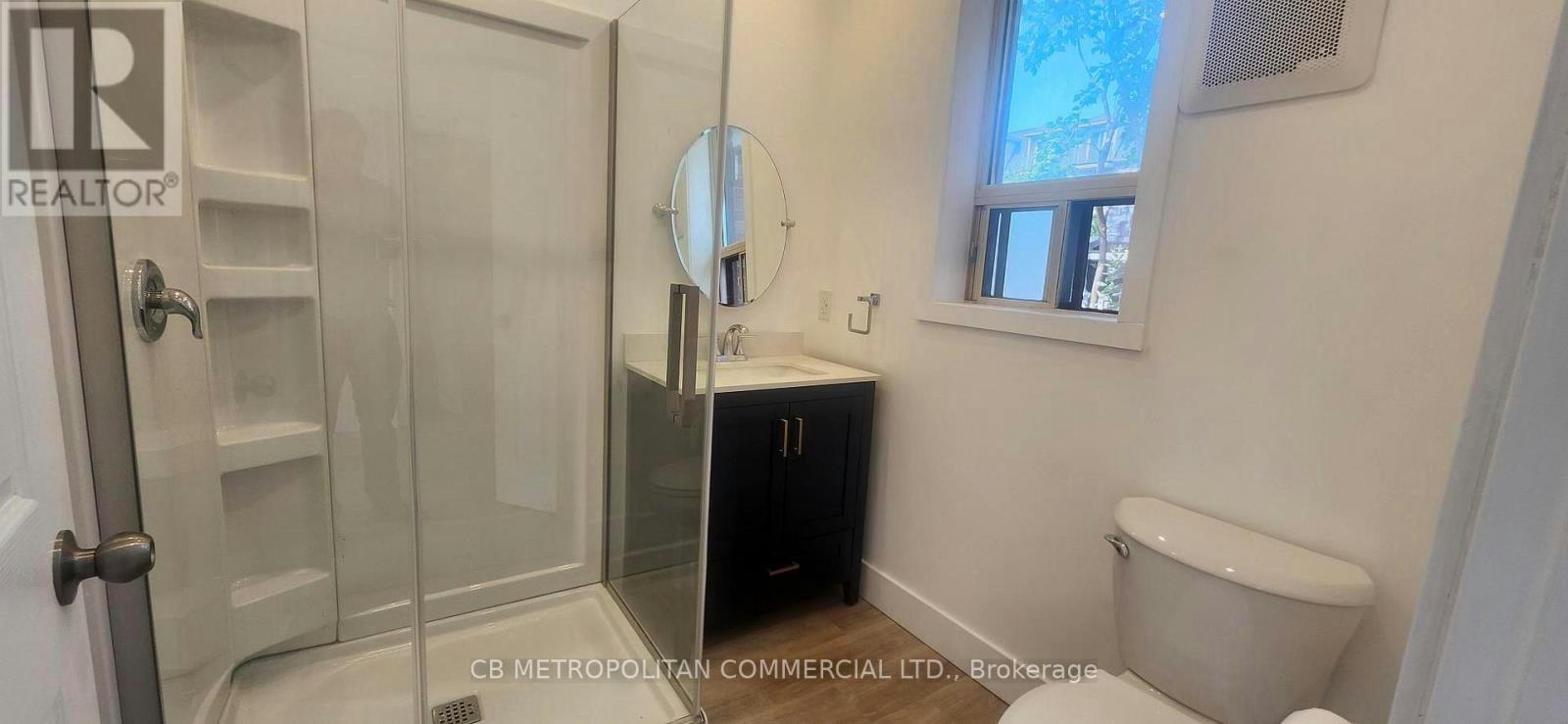 UPPER-124 Evans Avenue, Toronto, ON, M8Z 1H9 - 8