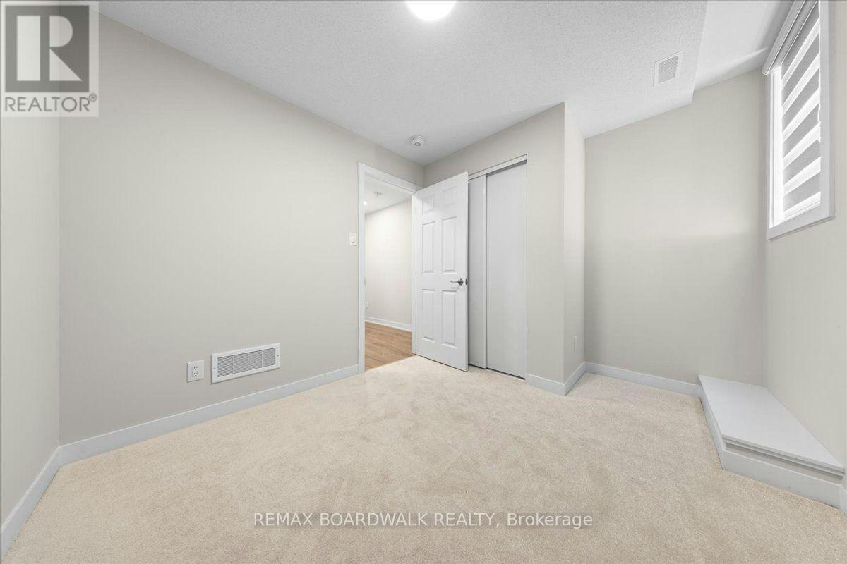 814 Utopie Private, Ottawa, ON, K1W 0M5 - 17