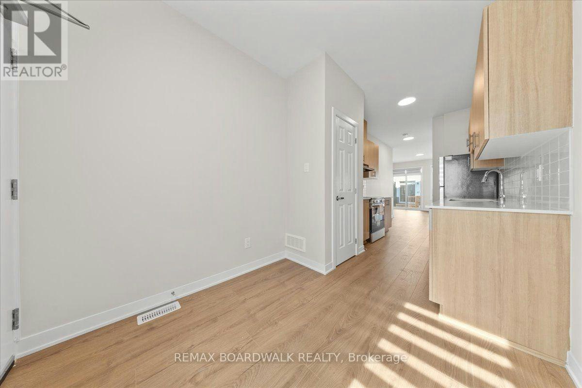 814 Utopie Private, Ottawa, ON, K1W 0M5 - 4