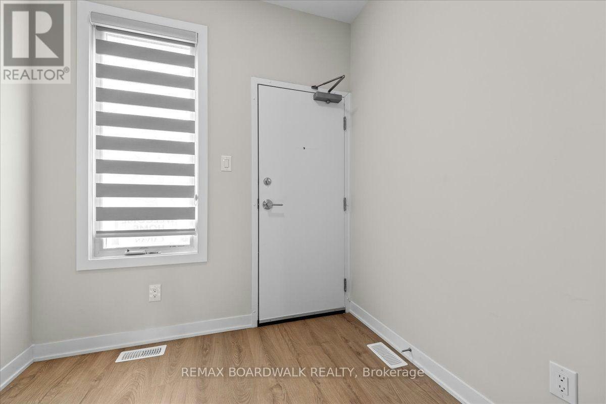 814 Utopie Private, Ottawa, ON, K1W 0M5 - 3