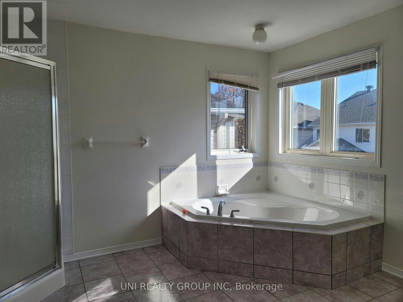 12 Staten Way, Ottawa, ON, K2C 4E7 - 18