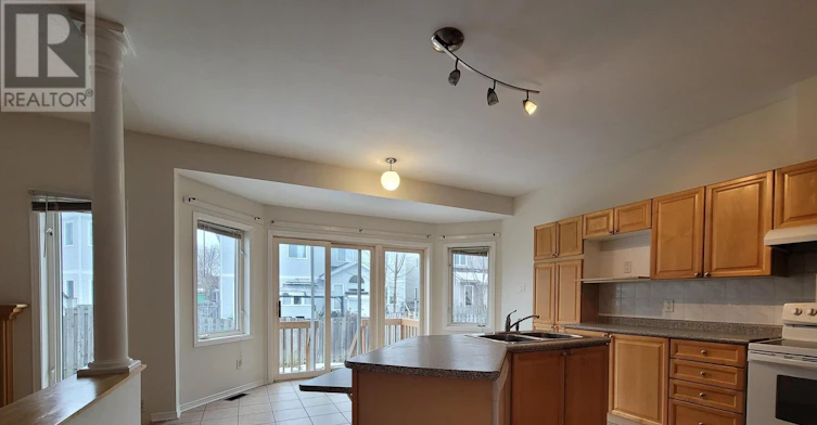 12 Staten Way, Ottawa, ON, K2C 4E7 - 15