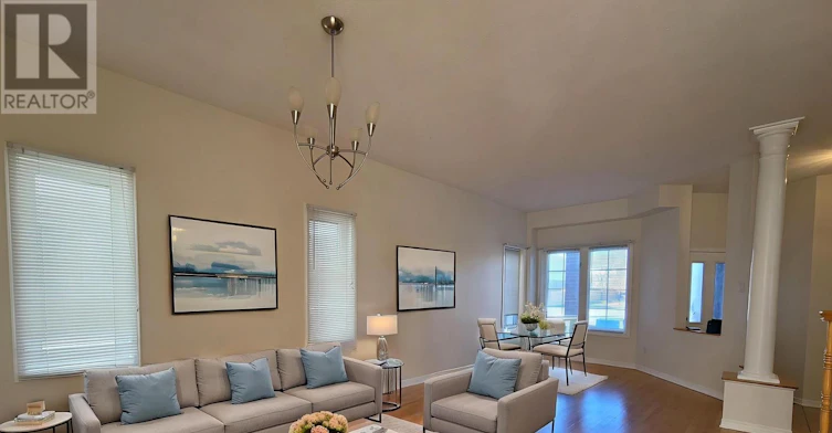 12 Staten Way, Ottawa, ON, K2C 4E7 - 8