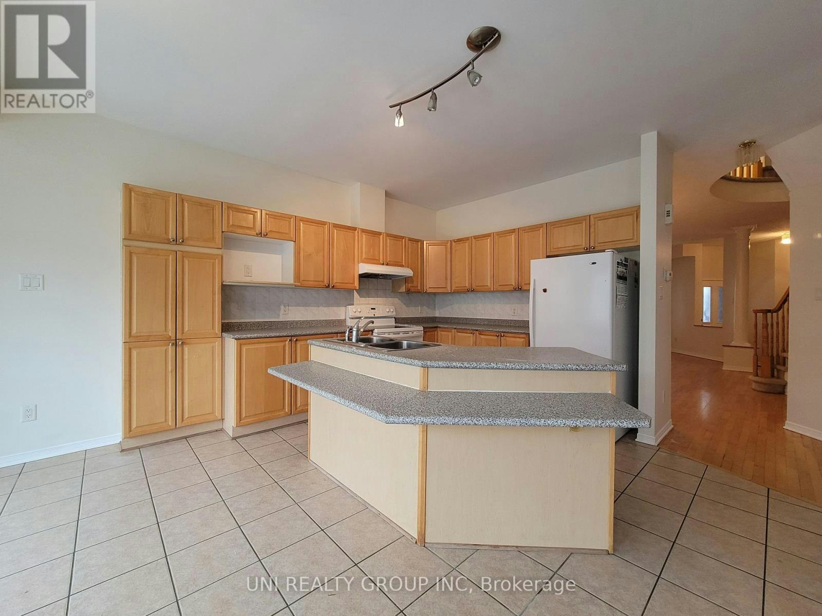 12 Staten Way, Ottawa, ON, K2C 4E7 - 14