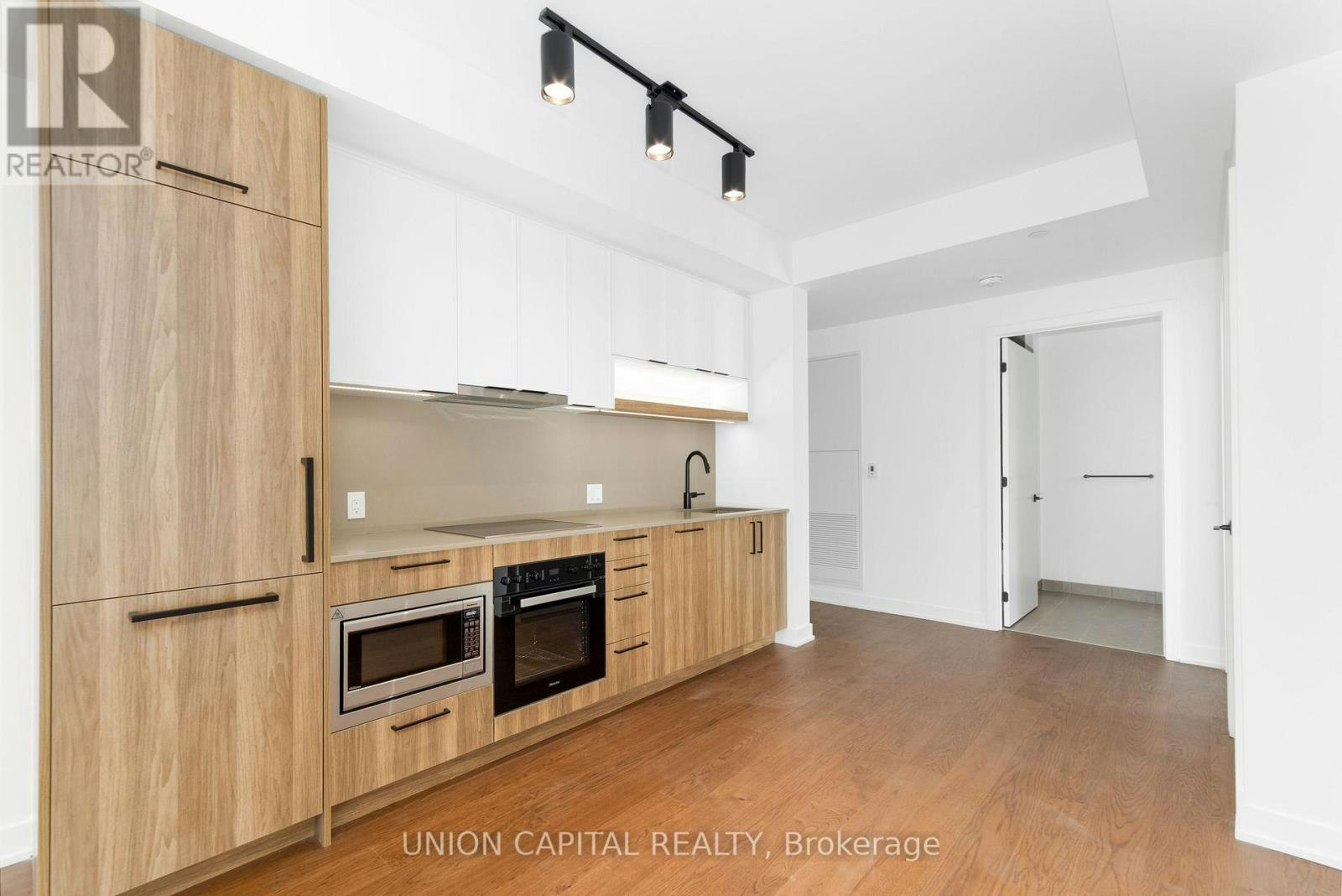 1802-91 Montclair Avenue, Toronto, ON, M5P 0B1 - 19