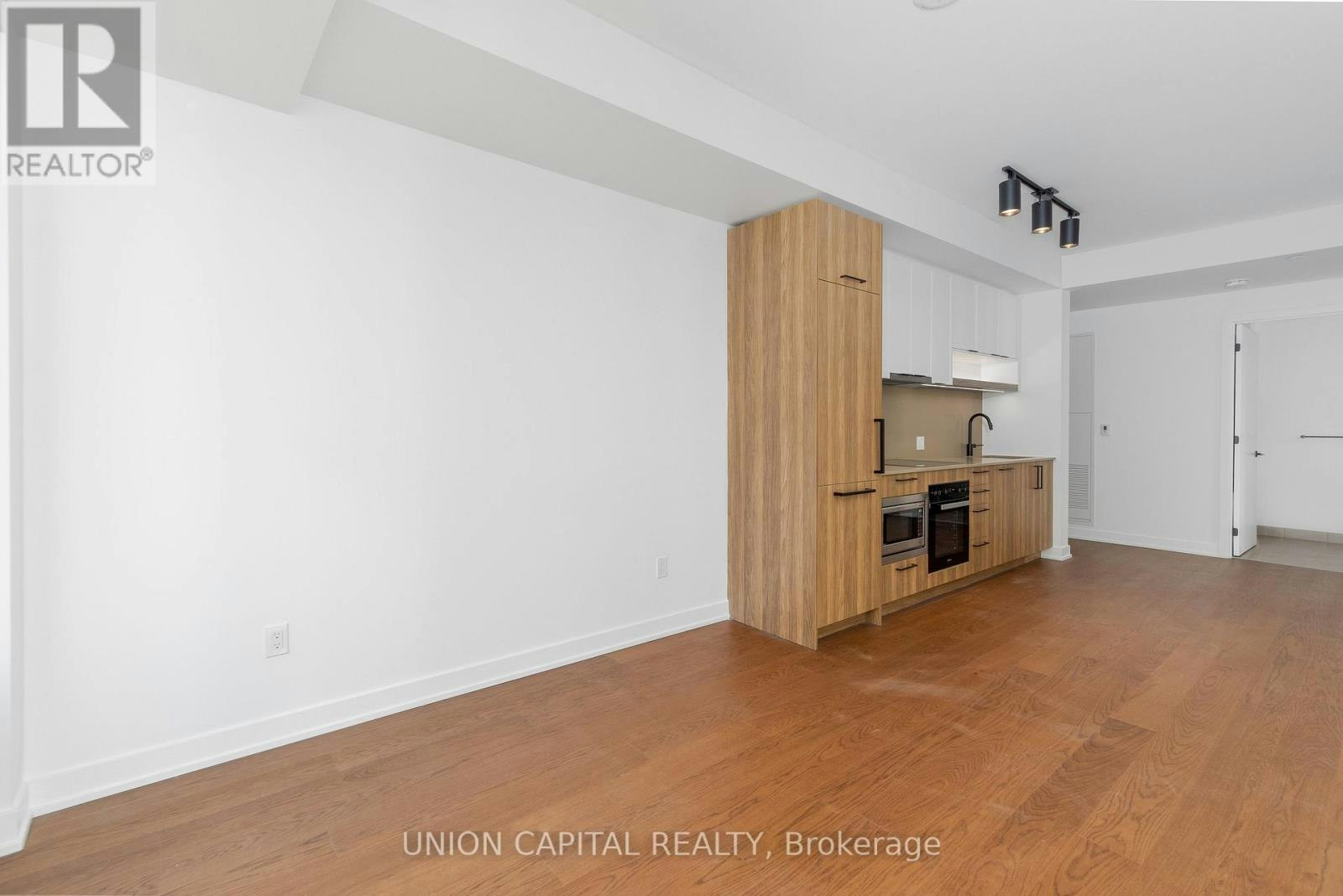 1802-91 Montclair Avenue, Toronto, ON, M5P 0B1 - 23