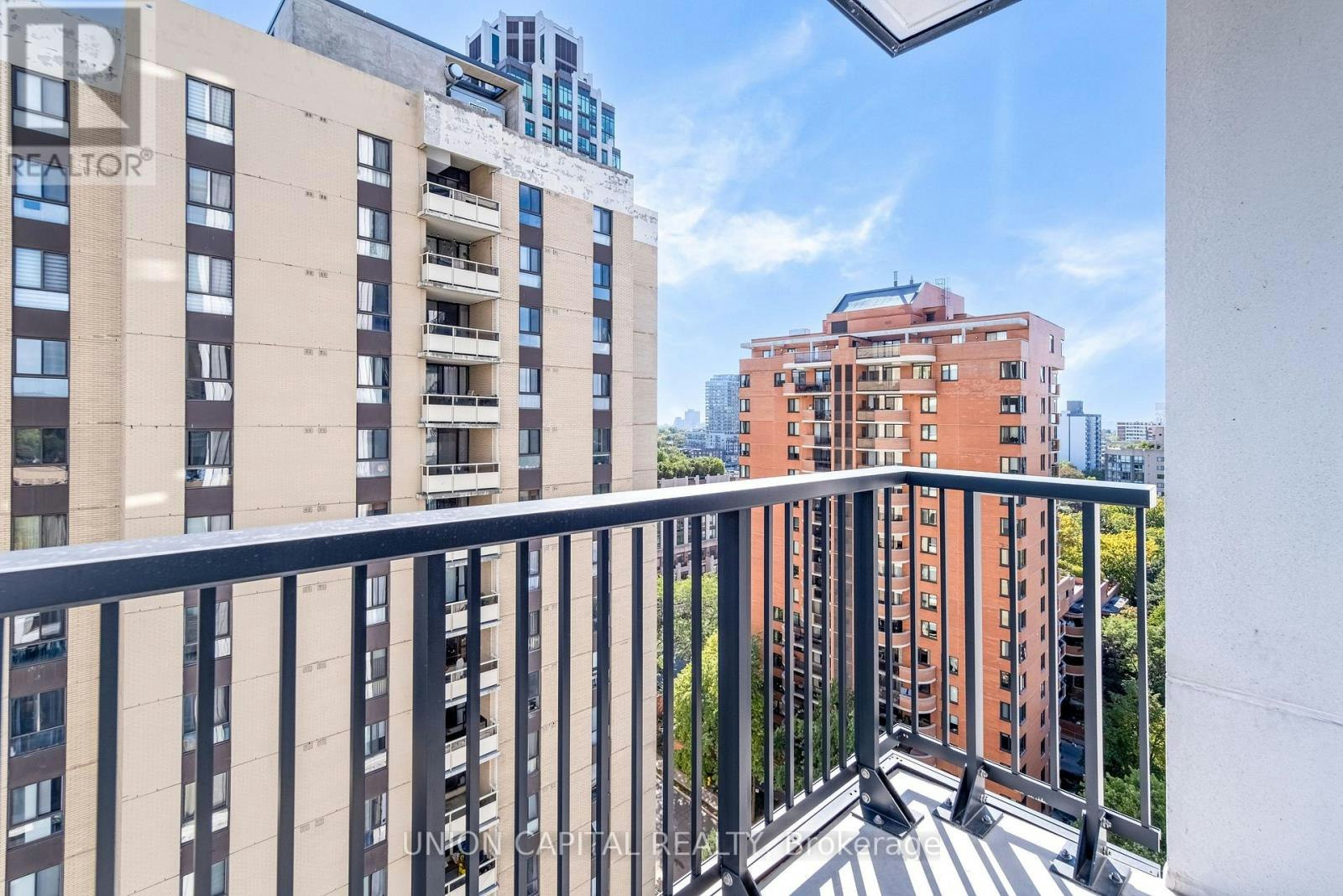 1802-91 Montclair Avenue, Toronto, ON, M5P 0B1 - 41