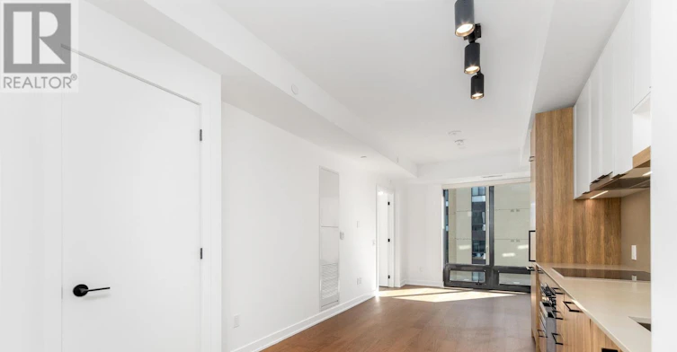 1802-91 Montclair Avenue, Toronto, ON, M5P 0B1 - 16