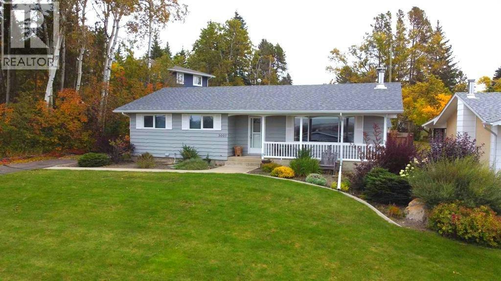5007 42 Street, Ponoka, AB, T4J 1C4