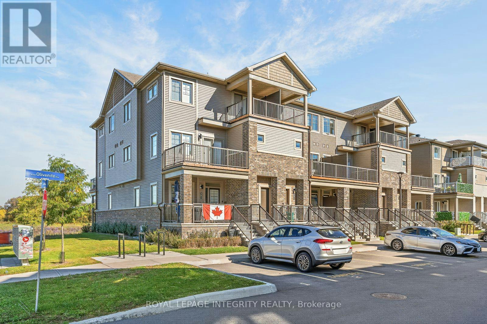 303 Olivenite Private S, Ottawa, ON, K2J 7J4 - 2