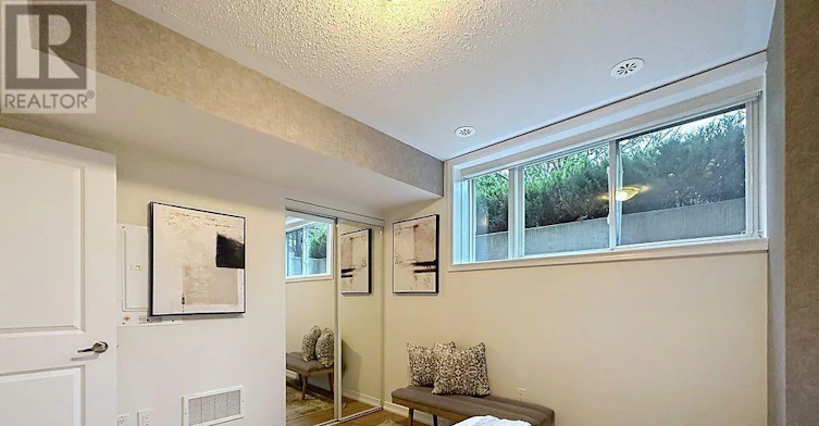 35-26 Fieldway Road, Toronto, ON, M8Z 0E3 - 32