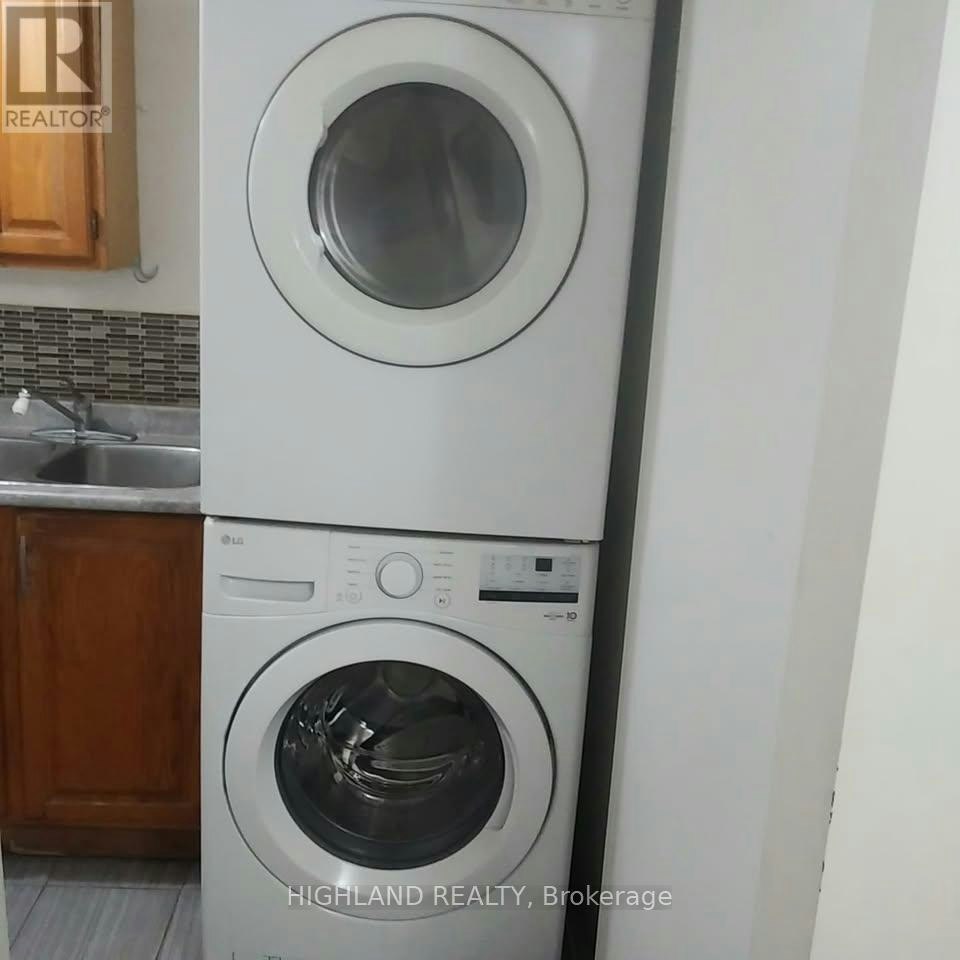 BASEMENT-5327 Landsborough Avenue, Mississauga, ON, L5R 3X1 - 14