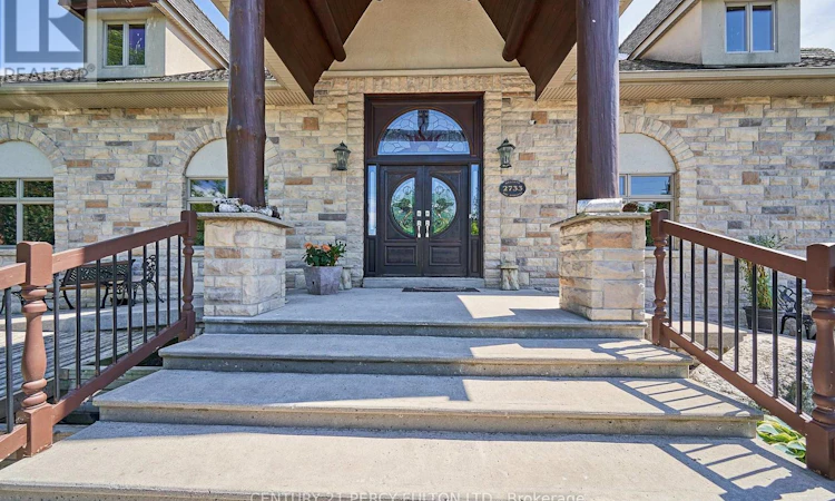 2733 Taunton Road