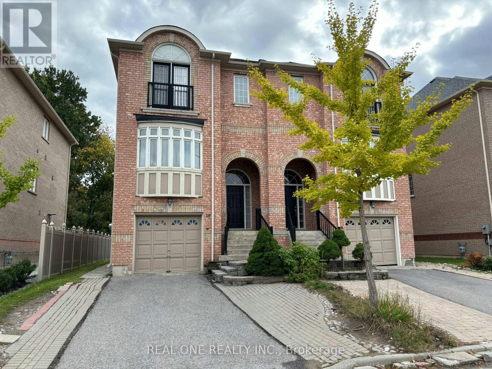 19 Prince William Drive, Markham, ON, L3R 7V5