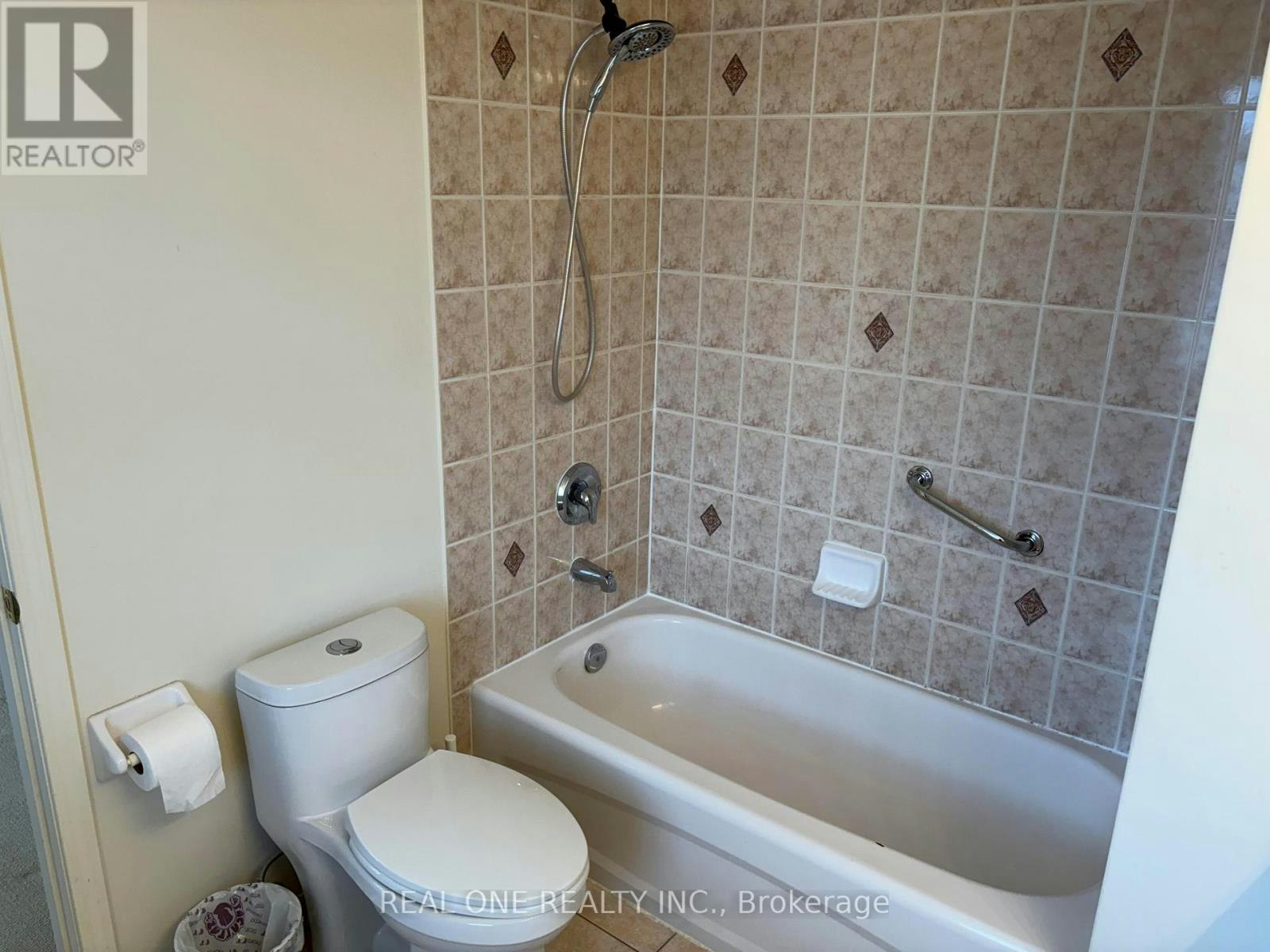 19 Prince William Drive, Markham, ON, L3R 7V5 - 4