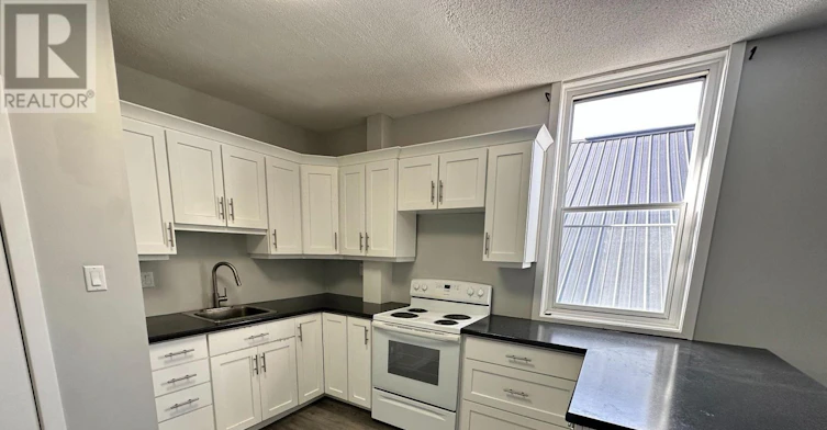 40 Main Street E, Southgate Township, ON, N0C 1B0