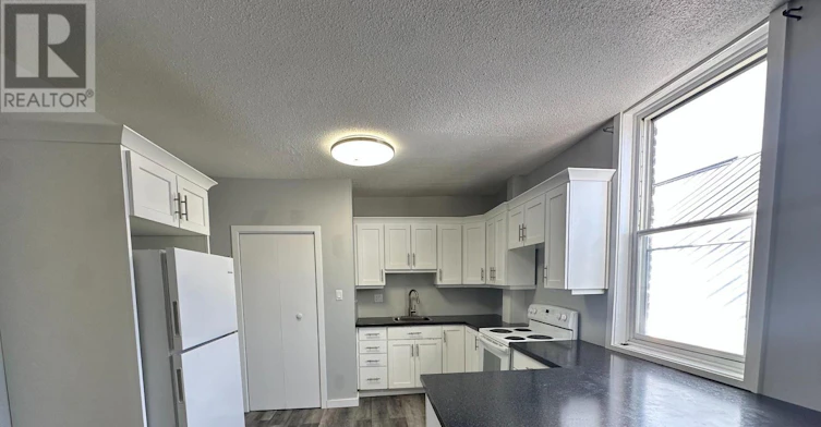 40 Main Street E, Southgate Township, ON, N0C 1B0 - 2