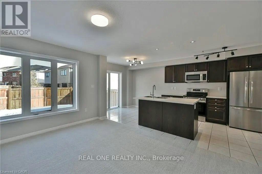 110 Arnold Marshall Boulevard, Cayuga, ON, N3W 0B9 - 5
