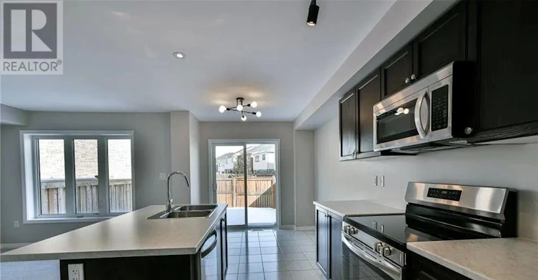 110 Arnold Marshall Boulevard, Cayuga, ON, N3W 0B9 - 12