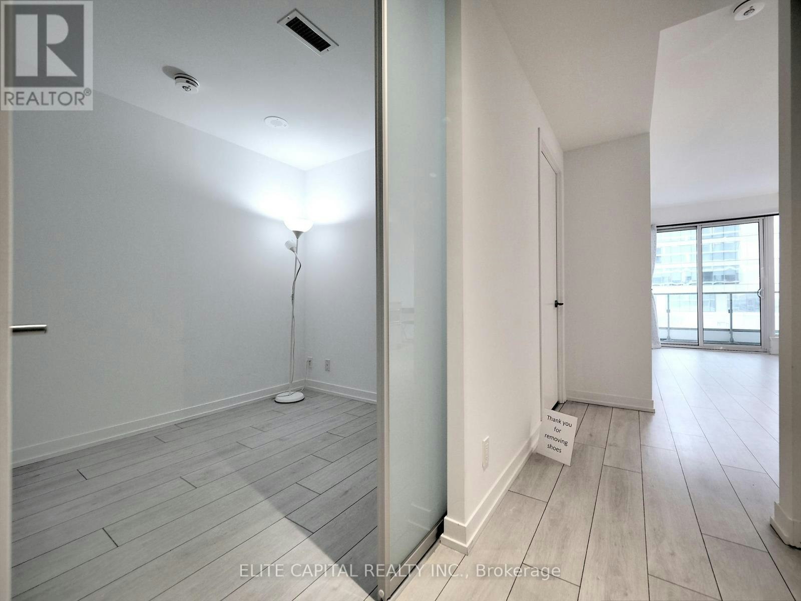 702-5 Buttermill Avenue, Vaughan, ON, L4K 0J5 - 7