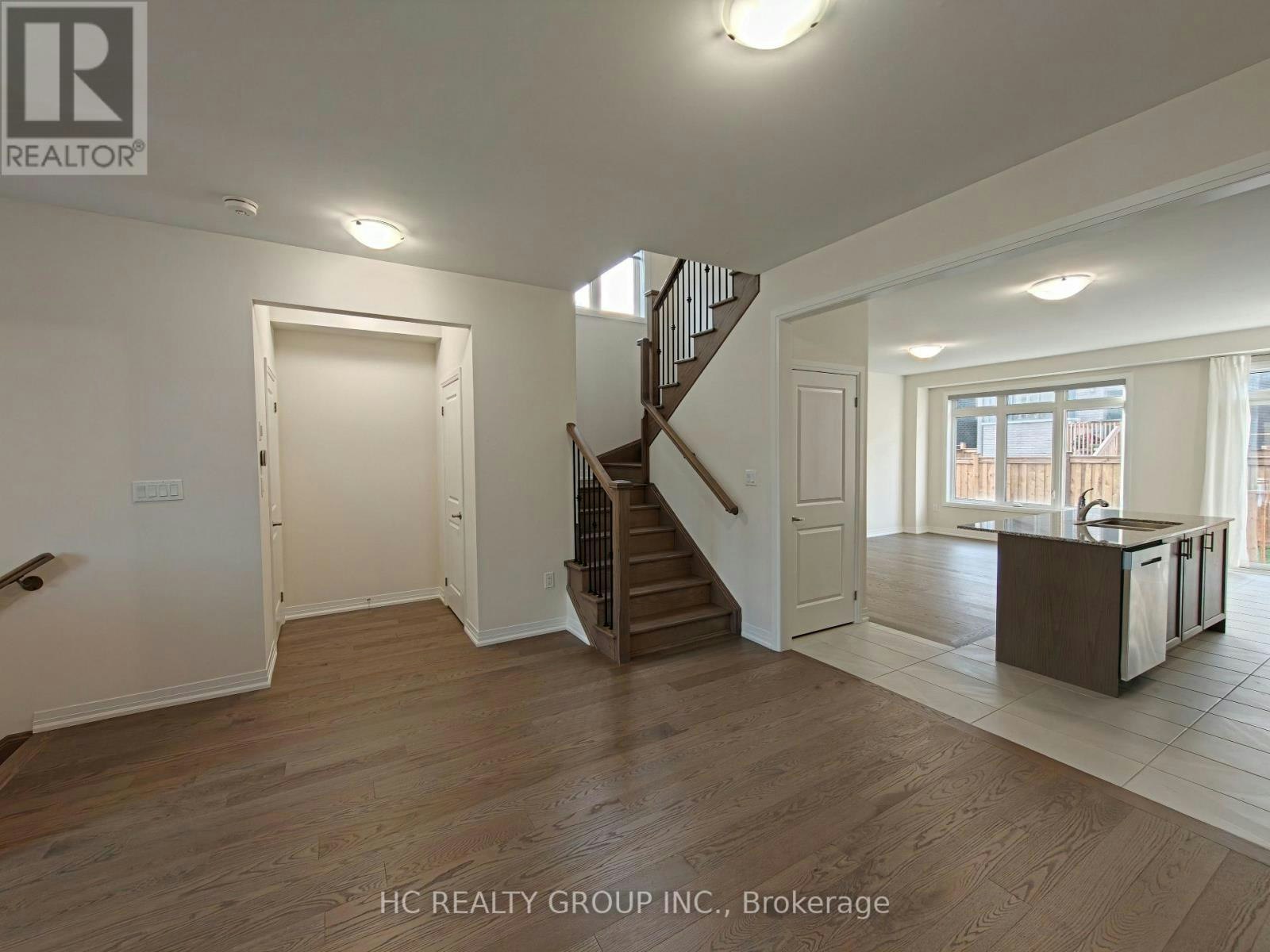 1030 Valhalla Terrace, Pickering, ON, L1X 0P8 - 3
