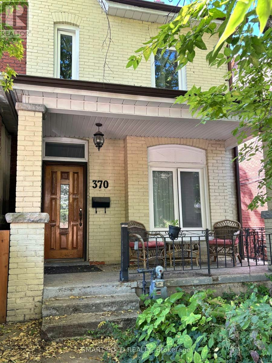 LOWER-370 Delaware Avenue, Toronto, ON, M6H 2T8