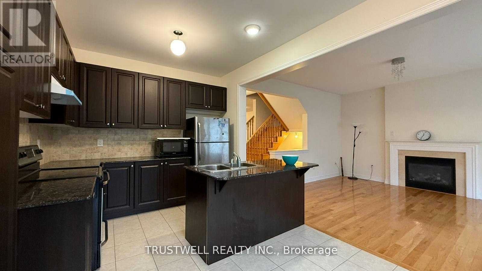 54 Busch Avenue, Markham, ON, L6C 0V4 - 2
