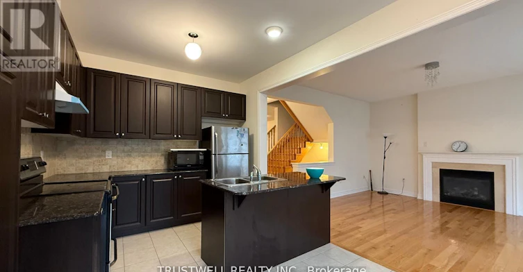 54 Busch Avenue, Markham, ON, L6C 0V4 - 2