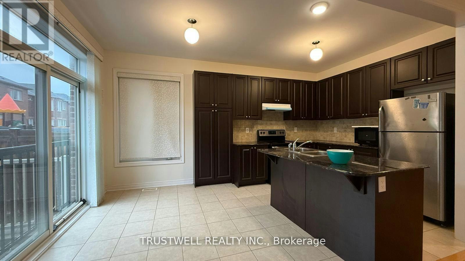 54 Busch Avenue, Markham, ON, L6C 0V4 - 3