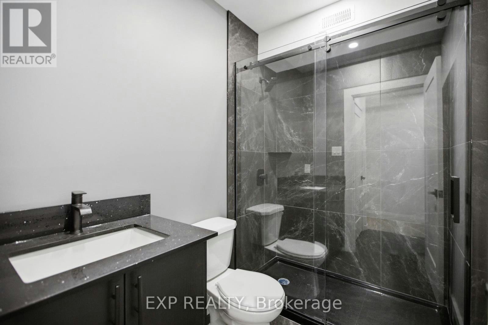 180 Clarence Street, Ottawa, ON, K1N 5P3 - 11
