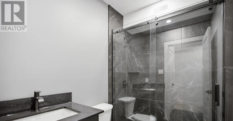180 Clarence Street, Ottawa, ON, K1N 5P3 - 11