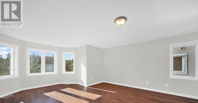 33 Norgold Crescent, Ottawa, ON, K2T 1J1 - 21
