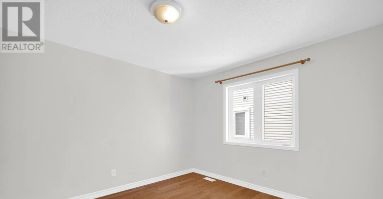33 Norgold Crescent, Ottawa, ON, K2T 1J1 - 32